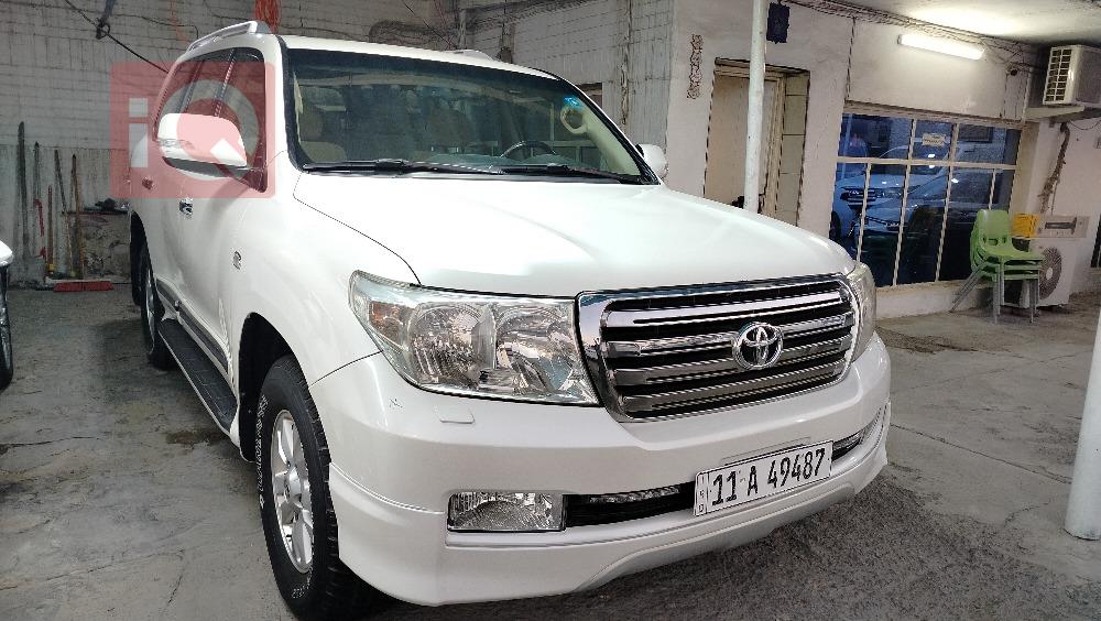 تويوتا لاندكروزر